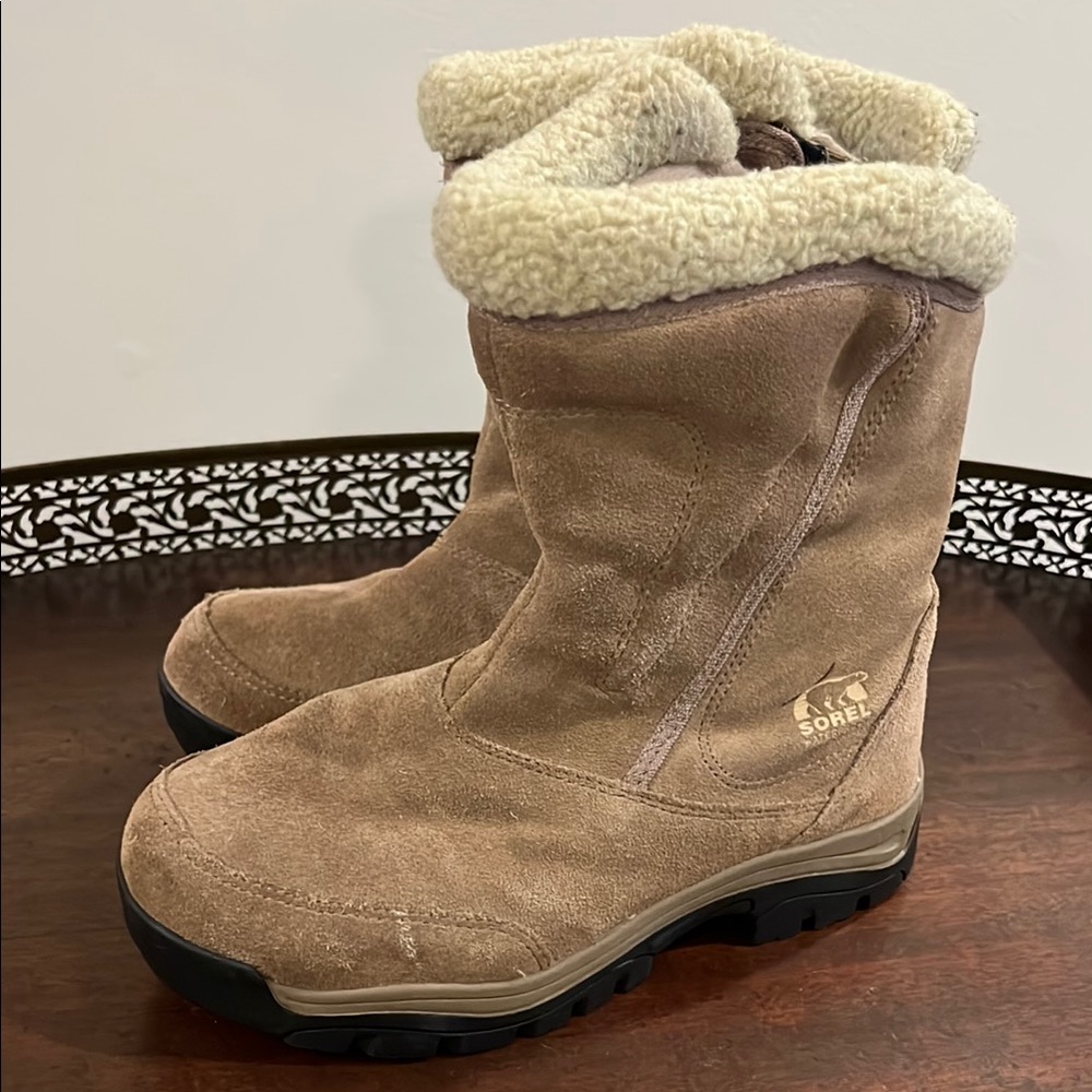 Sorel Tan Winter Boots with Cream Lining